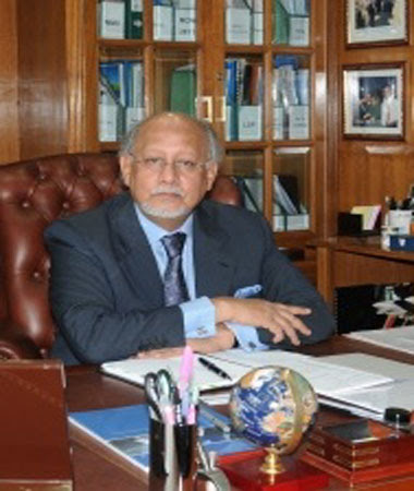 Salahuddin Kasem Khan